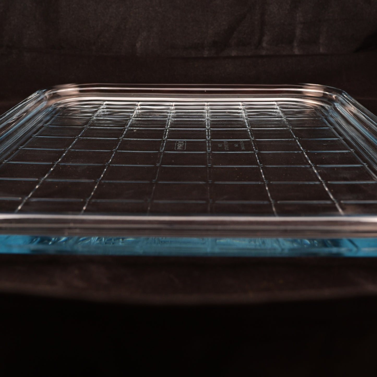 Pyrex Glass Baking Tray + Cookie cutters(Gift)